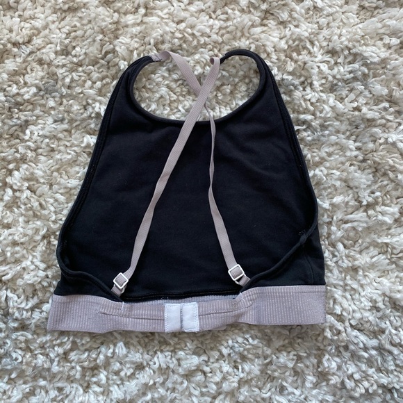 Calvin Klein Cross-back Sports bra - Picture 6 of 7